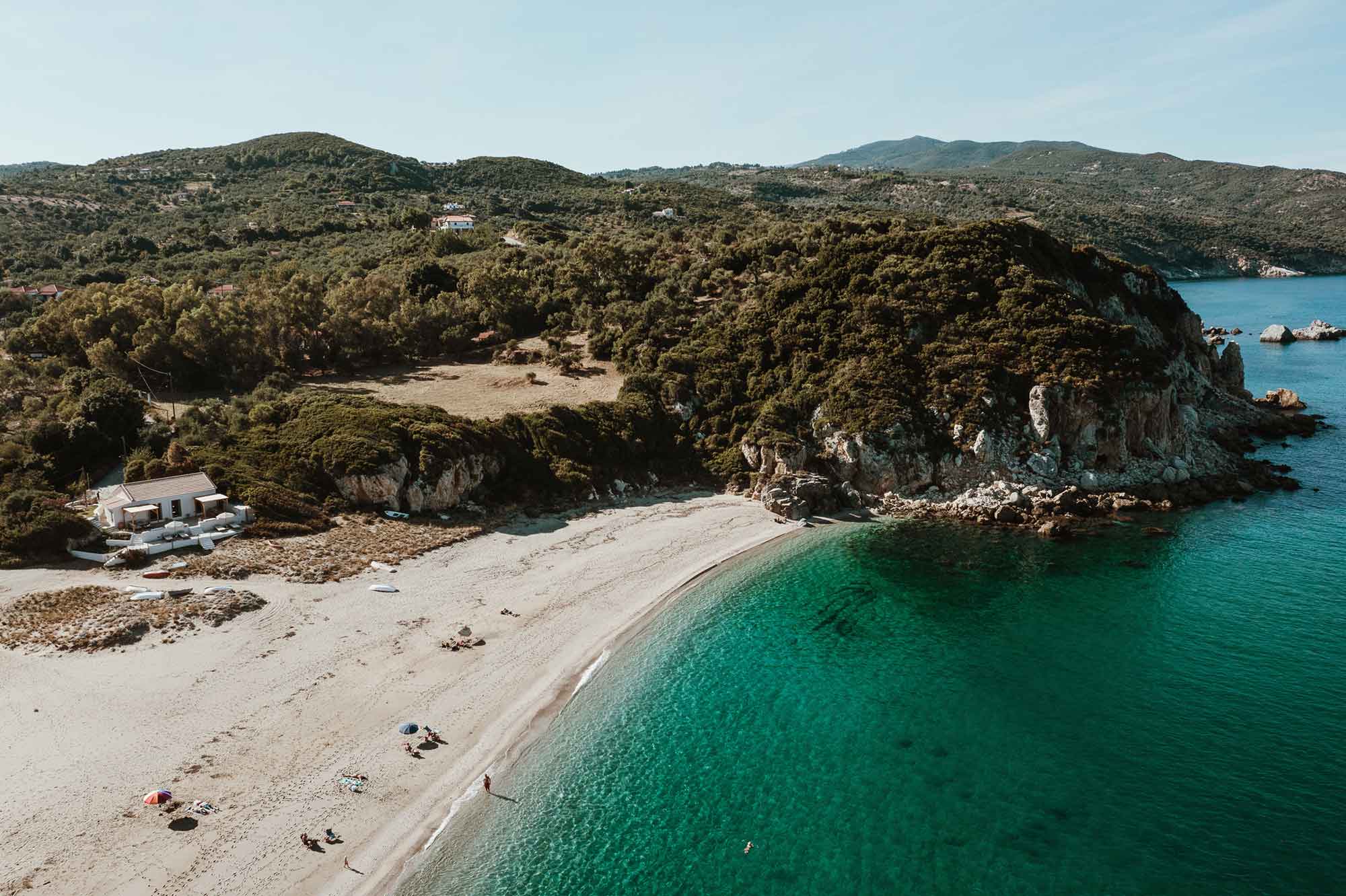 Pelion Beach House Luftaufnahme mit Potistika Strand in Griechenland